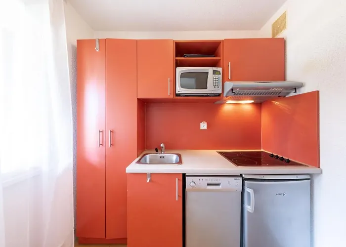 Les Jardins D'azur-5 By Interhome